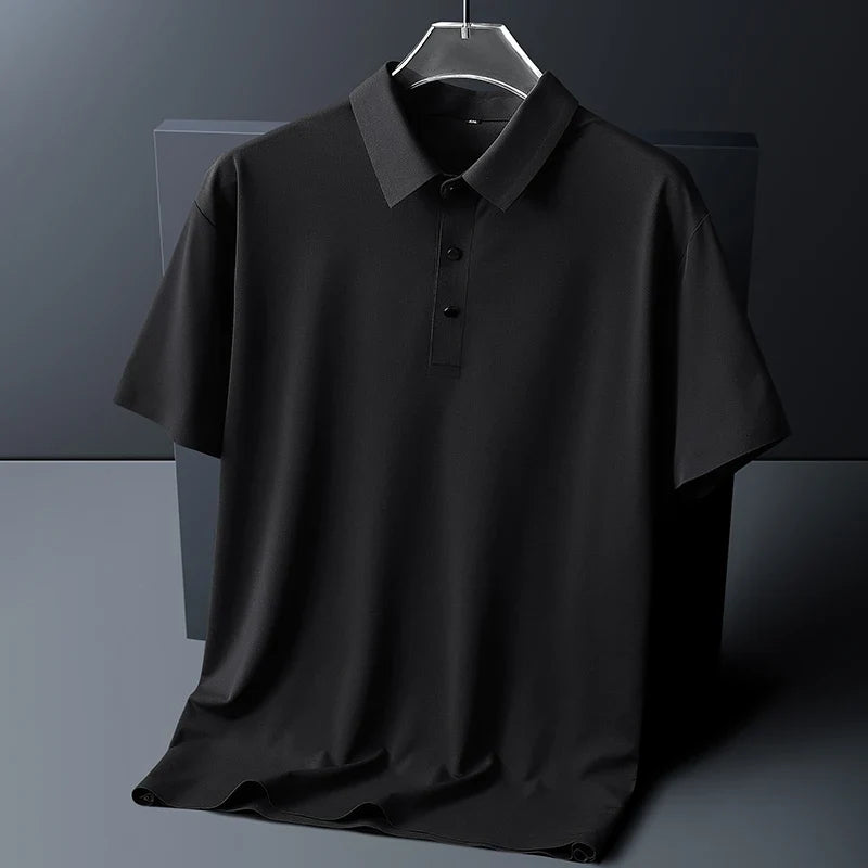 Men's short sleeve polo shirt in black with classic collar and three-button placket