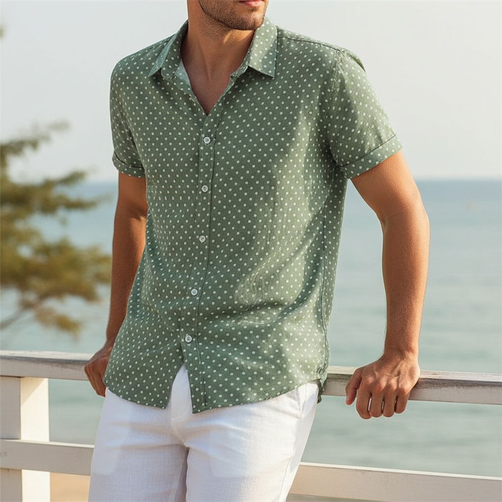 Men's Short-Sleeve Polka Dot Shirt product photo
